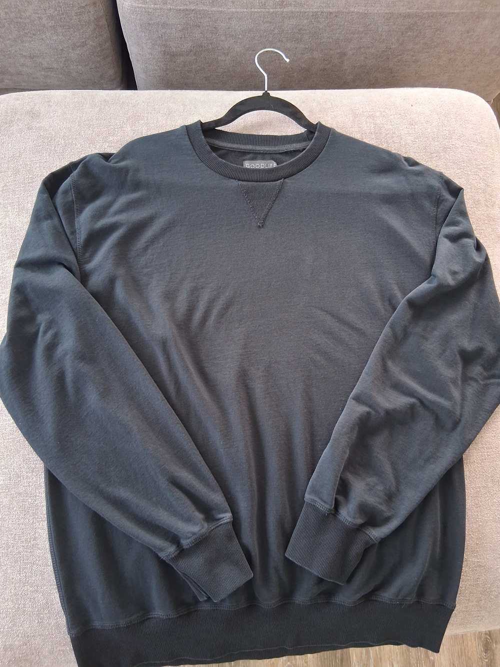Goodlife Men’s Black Crewneck Sweatshirt